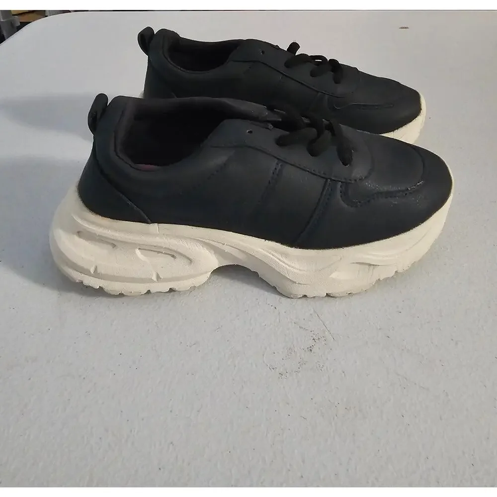 Boys Lightweight Lace-up sneakers size EU34 UK2 US 3